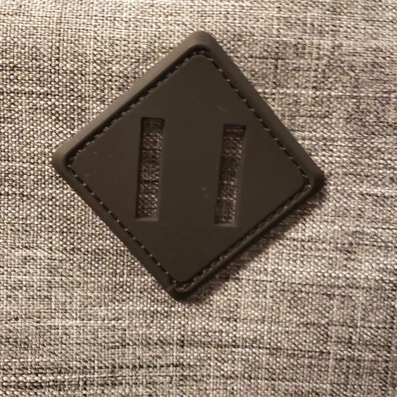 Herschel Supply Co NWOT Original Backpack $98 - Picture 12 of 13